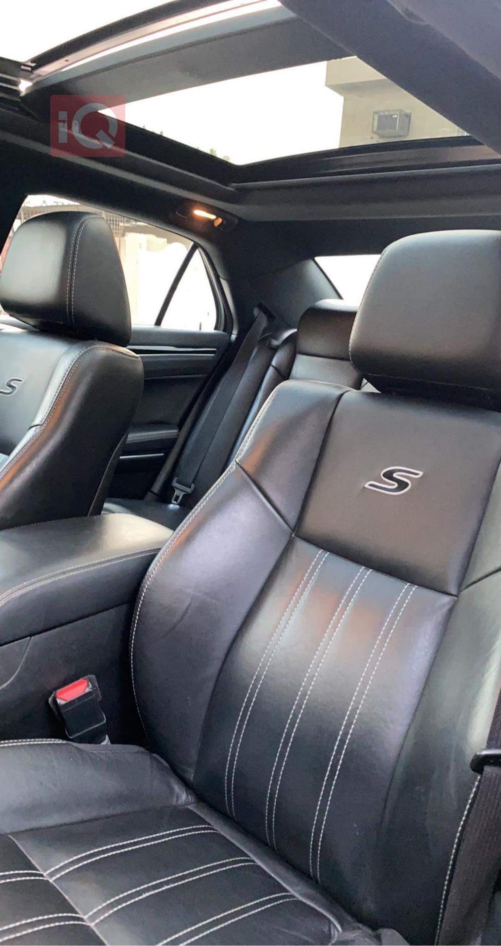Chrysler 300